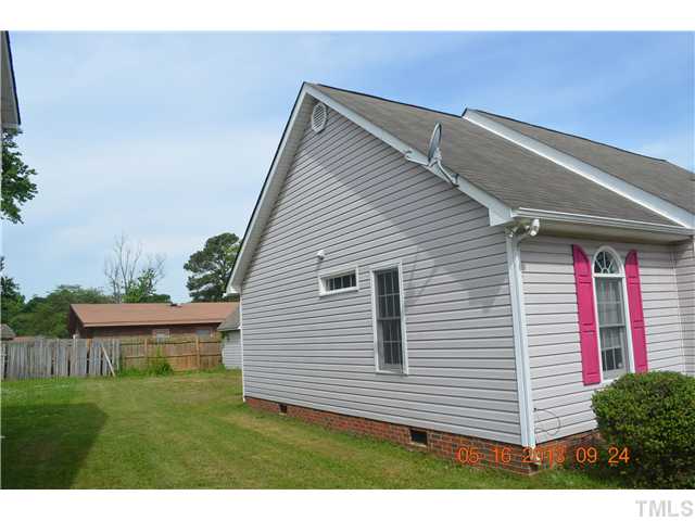 3208 Ferdilah Lane Raleigh, NC 27610 - Photo 2 of 5 Gallery Image 2