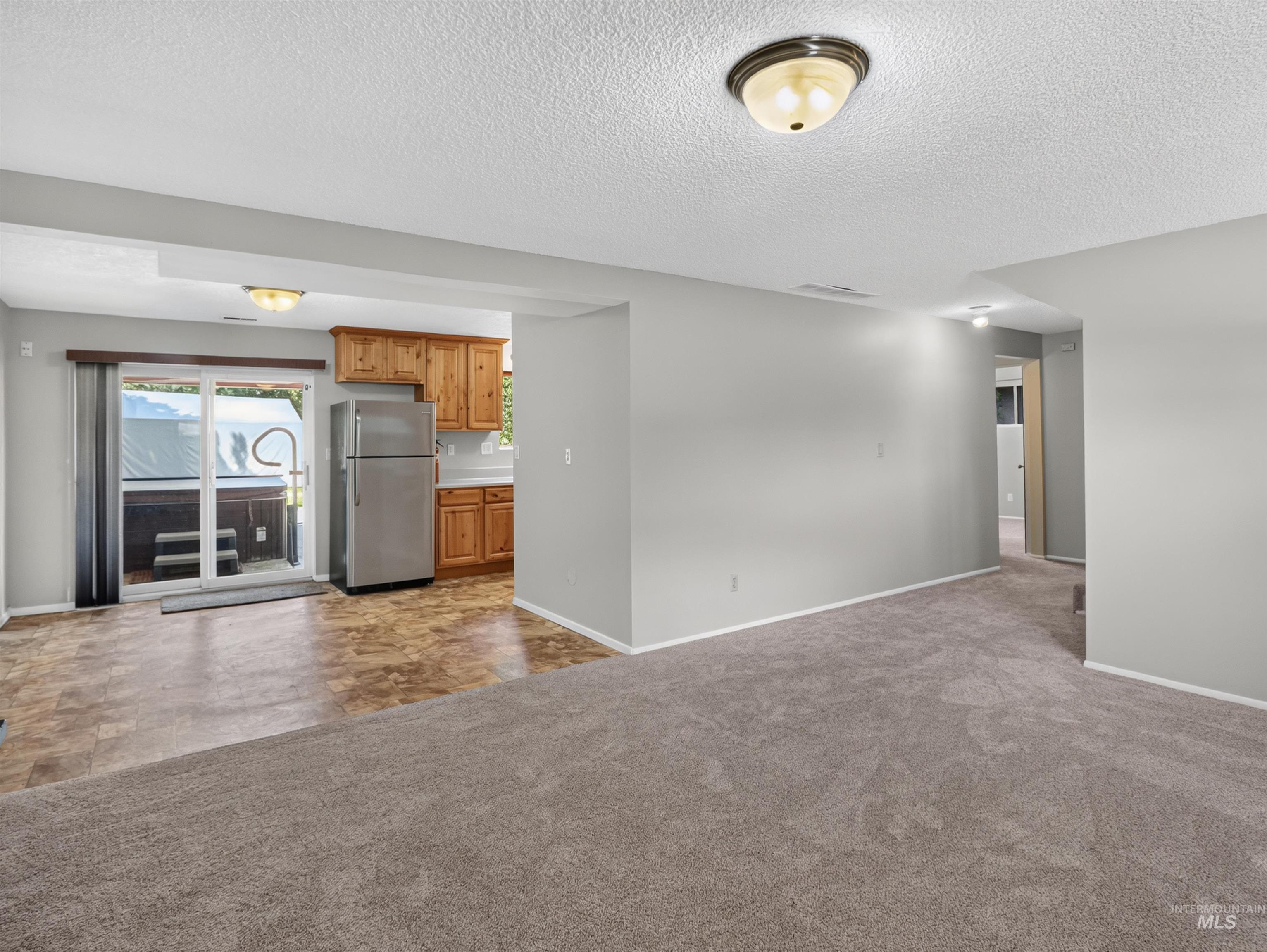 2590 South Cloverdale Road Boise, ID 83709 - Photo 15 of 34