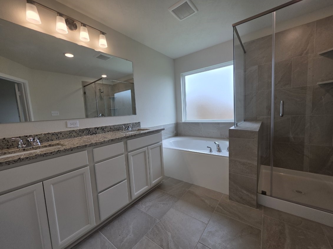 1453 Lk Rdg Drive Brenham, TX 77833 - Photo 13 of 23