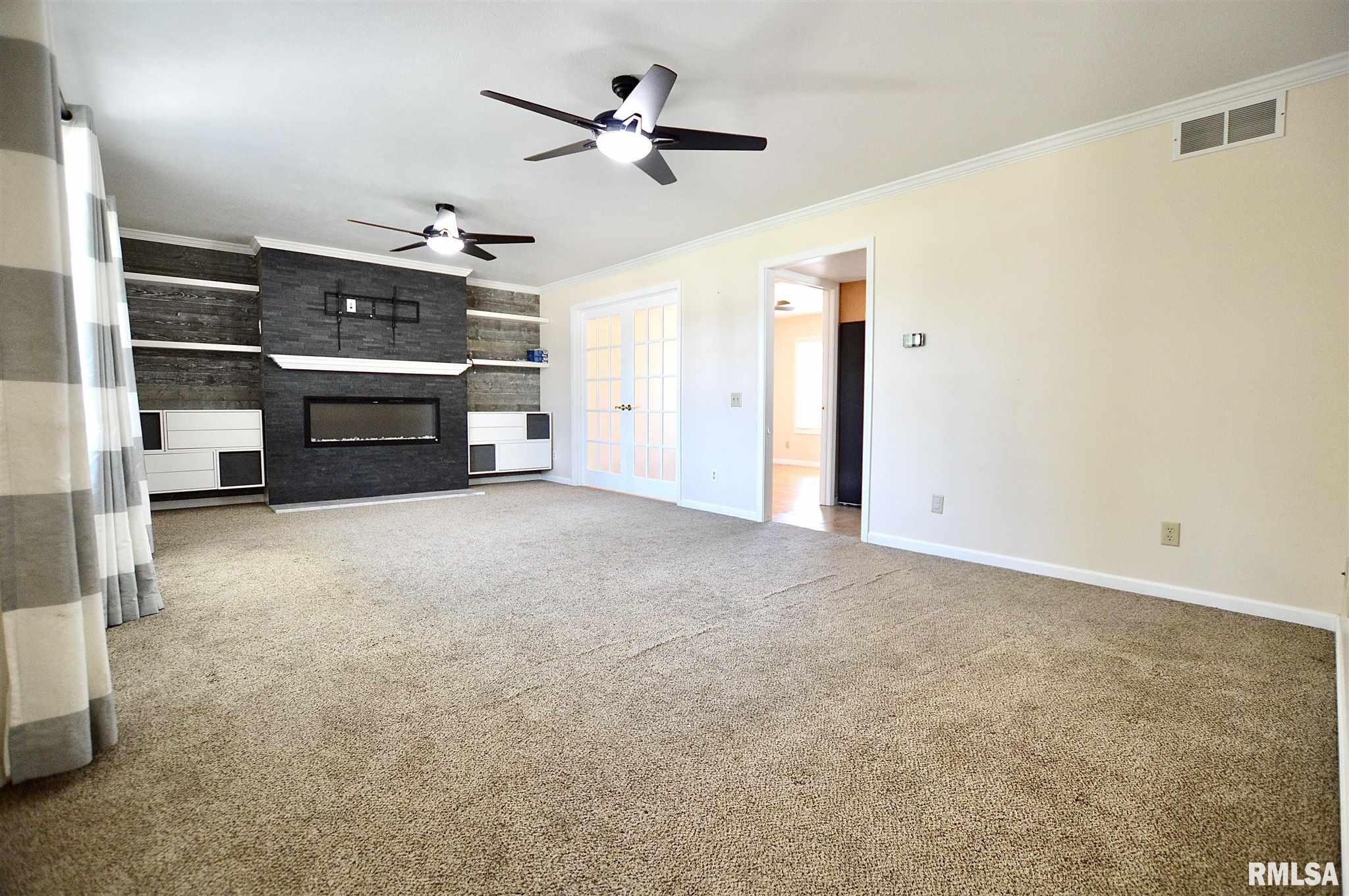 1100 Bridle Path Lane Springfield, IL 62712 - Photo 5 of 48