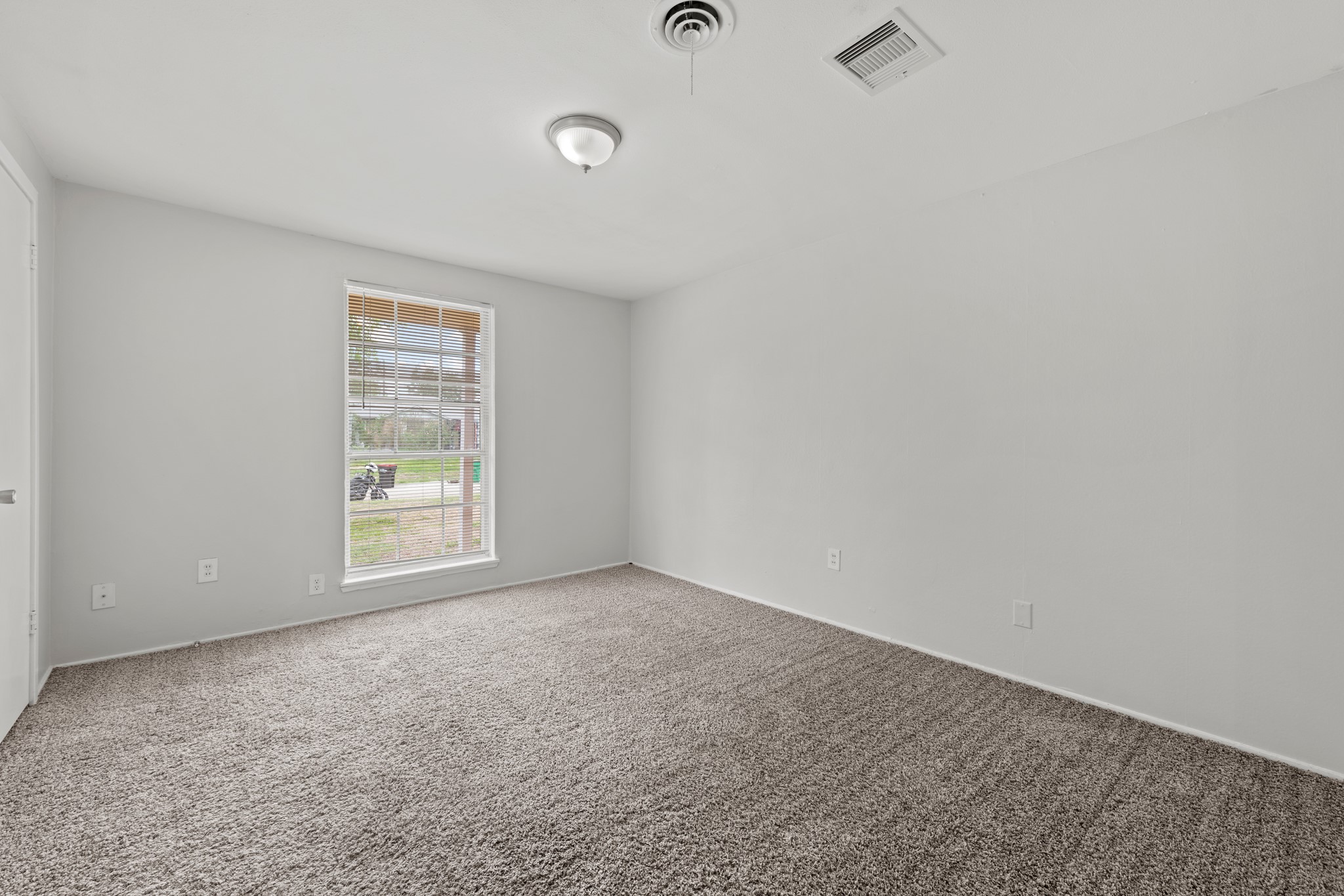 408 Grantham Road Baytown, TX 77521 - Photo 8 of 14