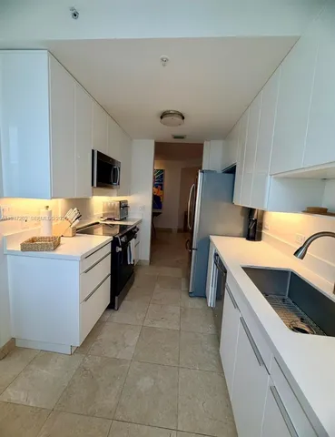 $5,400 | 801 Brickell Key Boulevard, Unit 2401, Miami, FL 33131