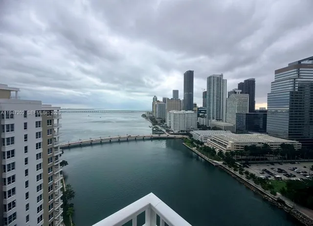 $5,400 | 801 Brickell Key Boulevard, Unit 2401, Miami, FL 33131