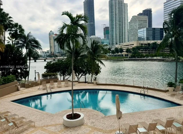 $5,400 | 801 Brickell Key Boulevard, Unit 2401, Miami, FL 33131