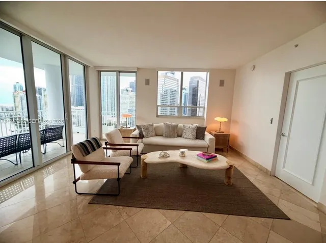 $5,400 | 801 Brickell Key Boulevard, Unit 2401, Miami, FL 33131
