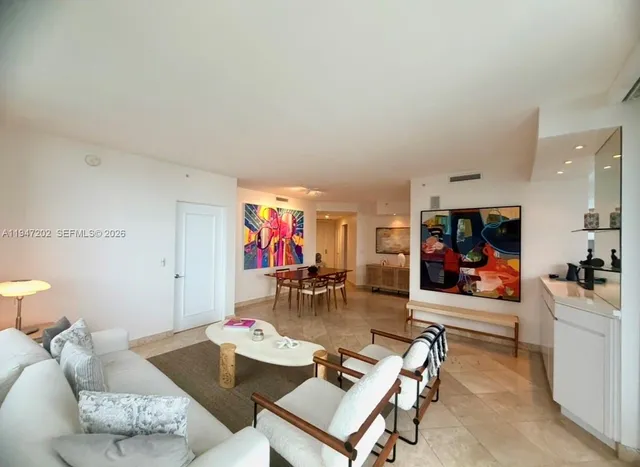 $5,400 | 801 Brickell Key Boulevard, Unit 2401, Miami, FL 33131