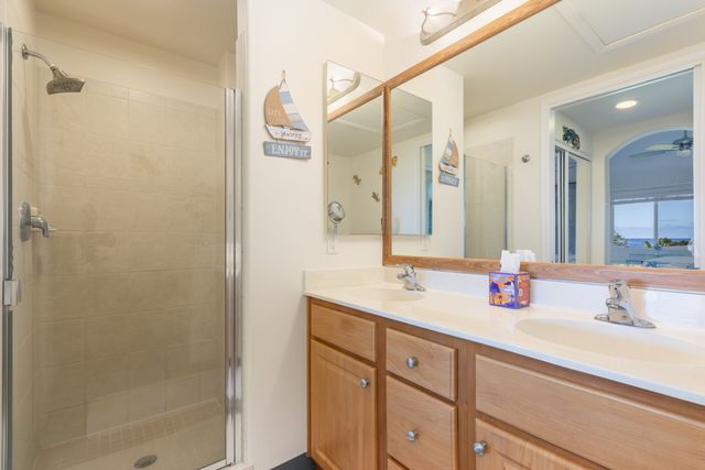 $750,000 | 75-5919 Alii Drive, Unit U22, Kailua-Kona, HI 96740