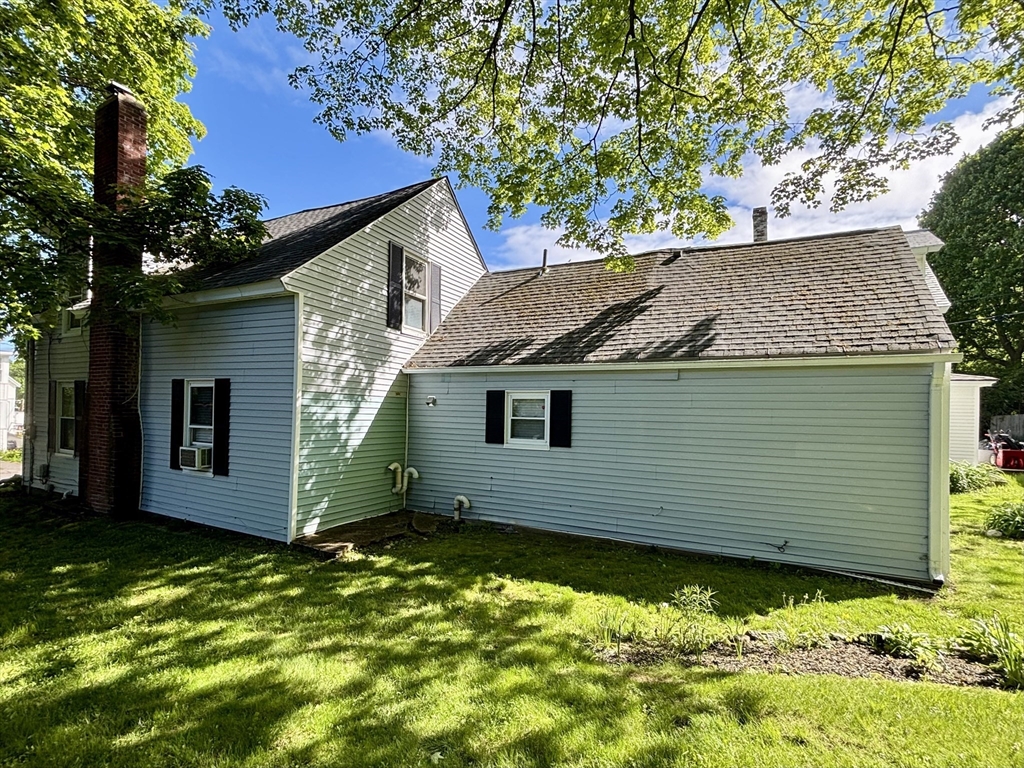 62 Union Street Gardner, MA 01440 - Photo 3 of 42