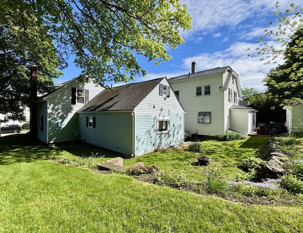 62 Union Street Gardner, MA 01440 - Photo 4 of 42