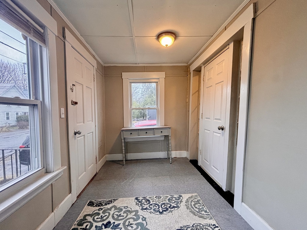 62 Union Street Gardner, MA 01440 - Photo 6 of 42