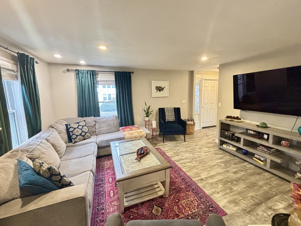 62 Union Street Gardner, MA 01440 - Photo 9 of 42