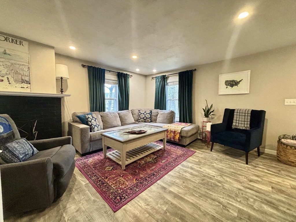 62 Union Street Gardner, MA 01440 - Photo 10 of 42