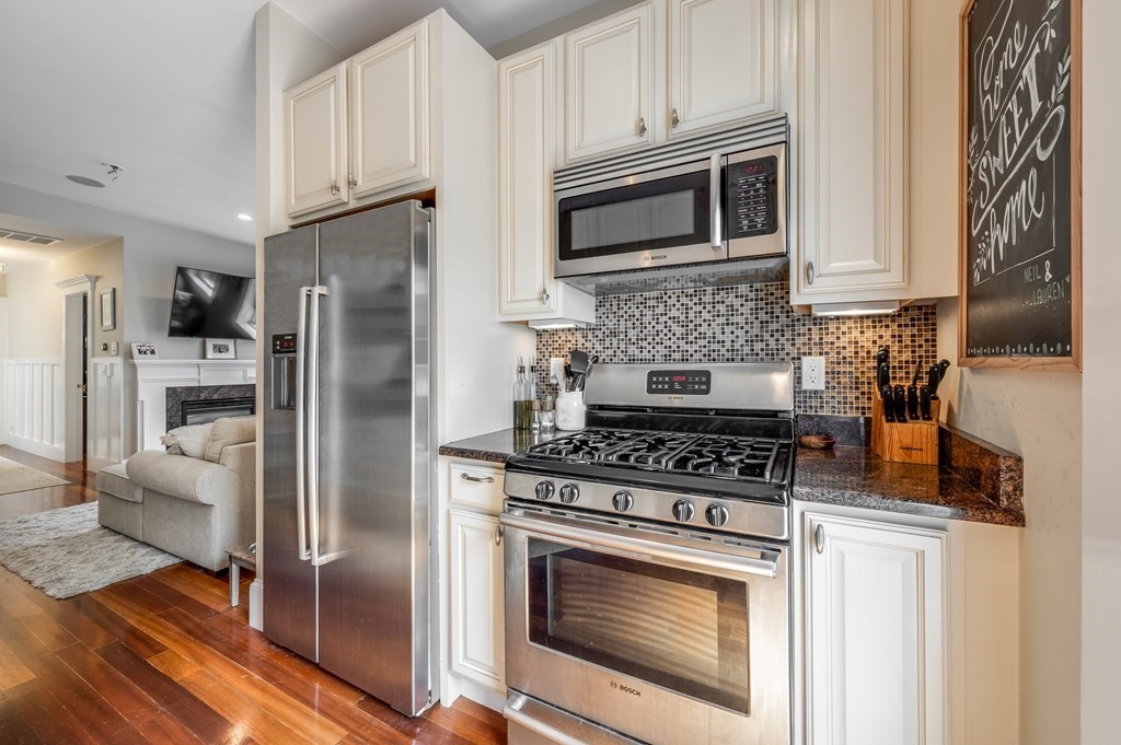 621 East 3rd Street, Unit 3 Boston, MA 02127 - Photo 9 of 22