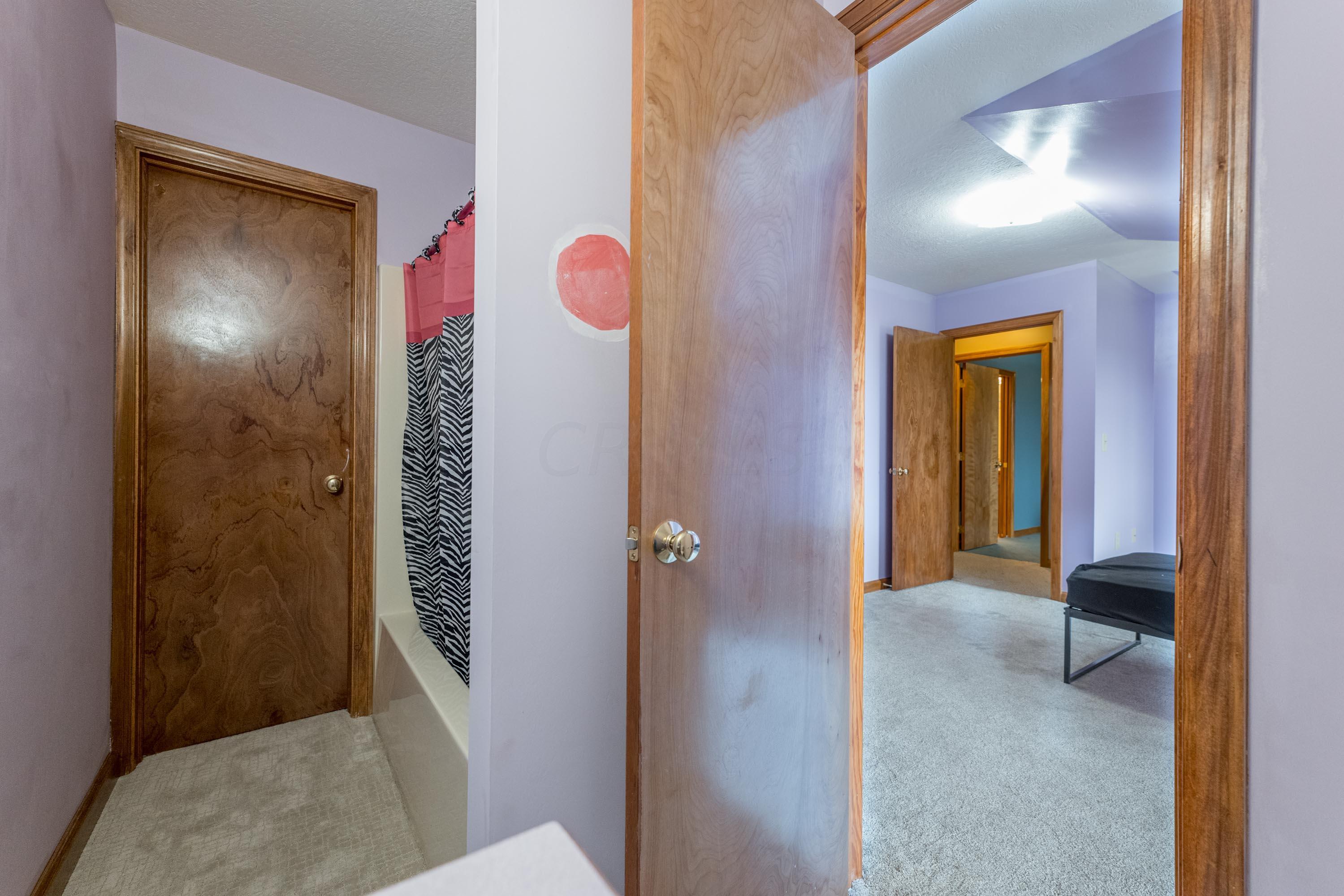 4640 Winchester Southern Road Circleville, OH 43113 - Photo 58 of 69 Full Bath