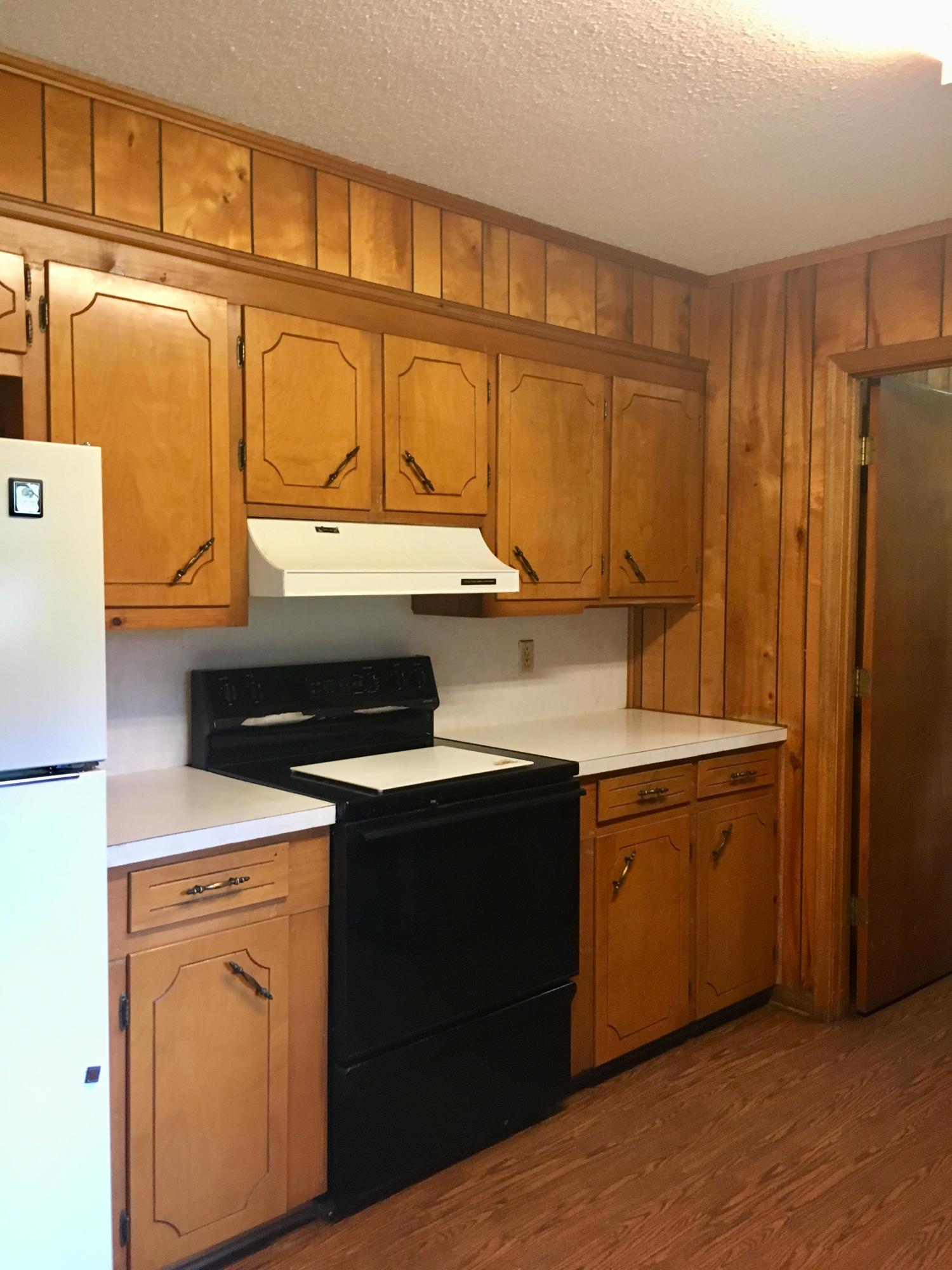1846 Ruffin Road Walterboro, SC 29488 - Photo 5 of 15 tons of cabinets