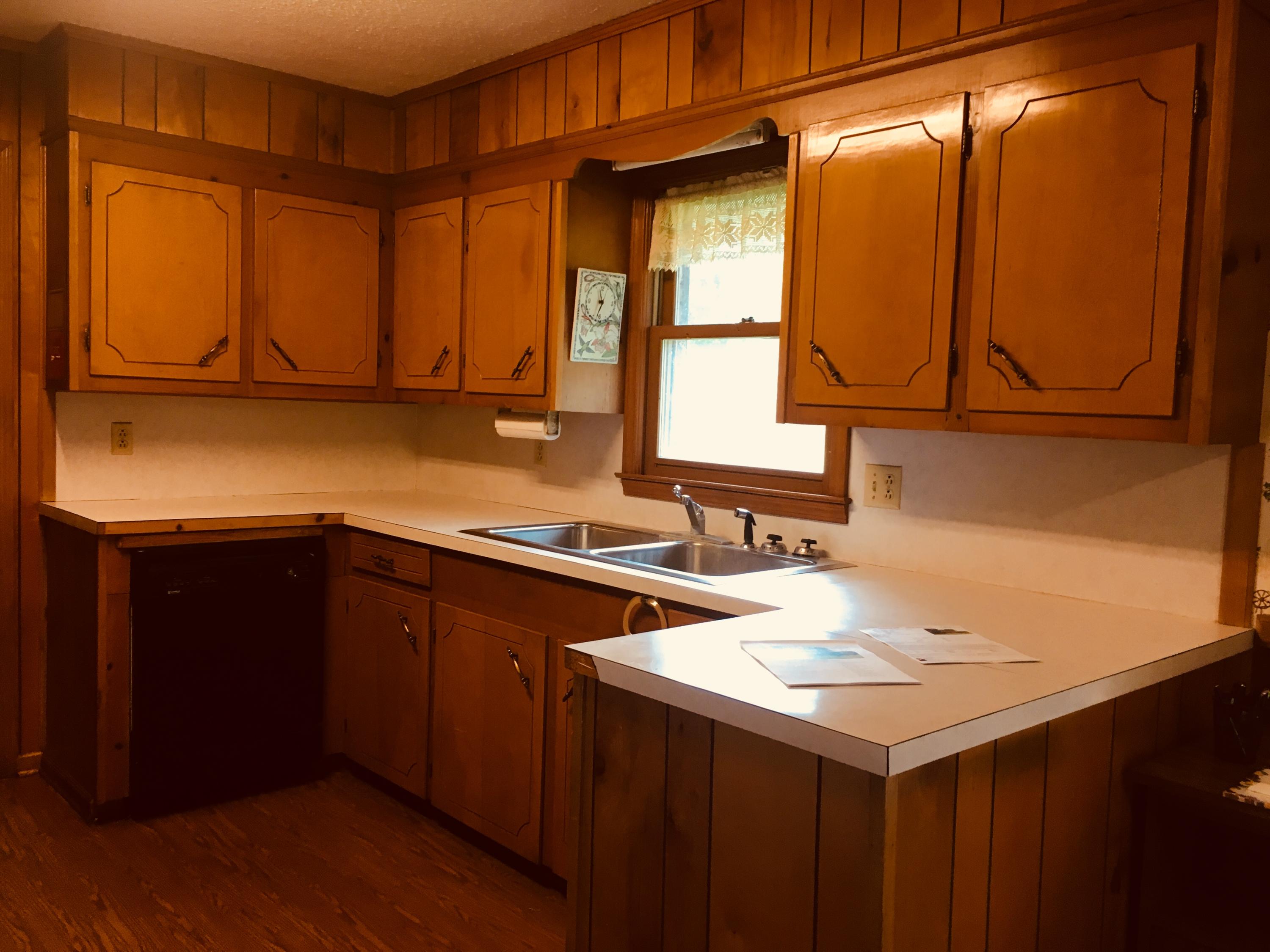 1846 Ruffin Road Walterboro, SC 29488 - Photo 6 of 15 Abundant Counter Space