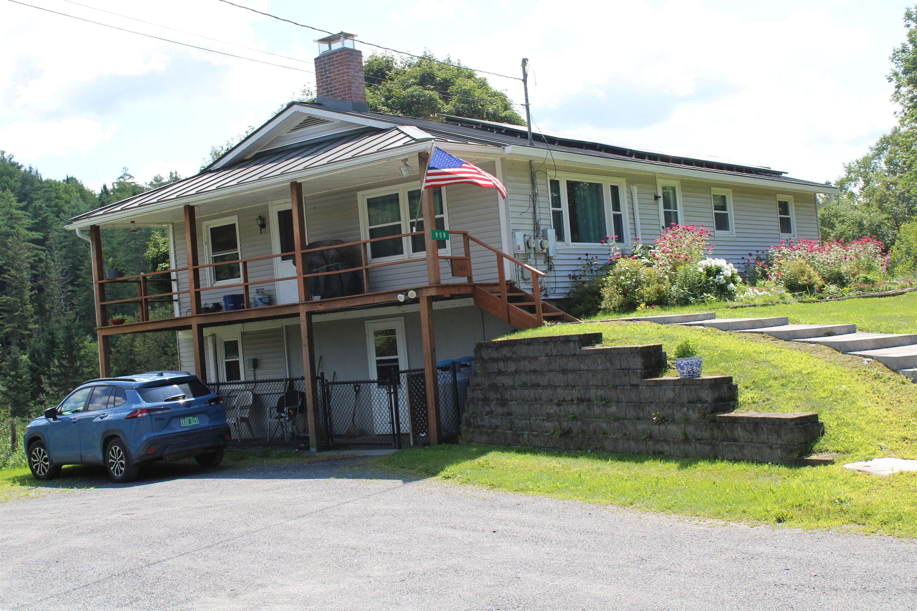 958 Spaulding Road St. Johnsbury, VT 05819 - Photo 4 of 40 Gallery Image 4