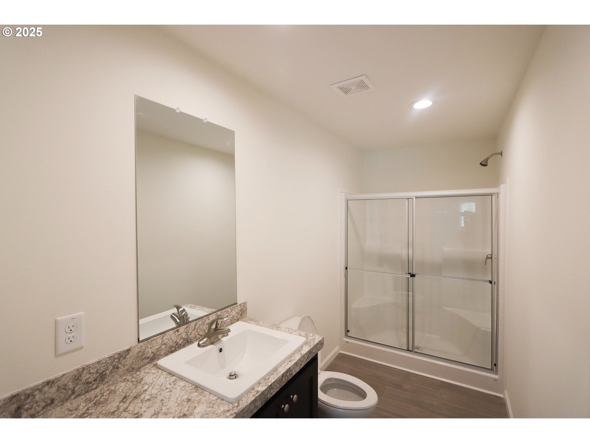 425 Providence Drive Reedsport, OR 97467 - Photo 13 of 33 a bathroom with a sink a toilet and shower