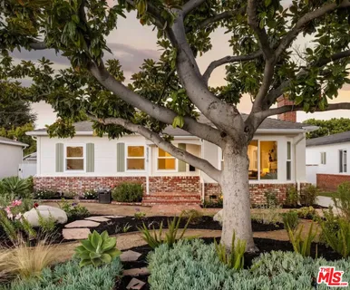 $1,595,000 | 8316 Westlawn Avenue, Los Angeles, CA 90045