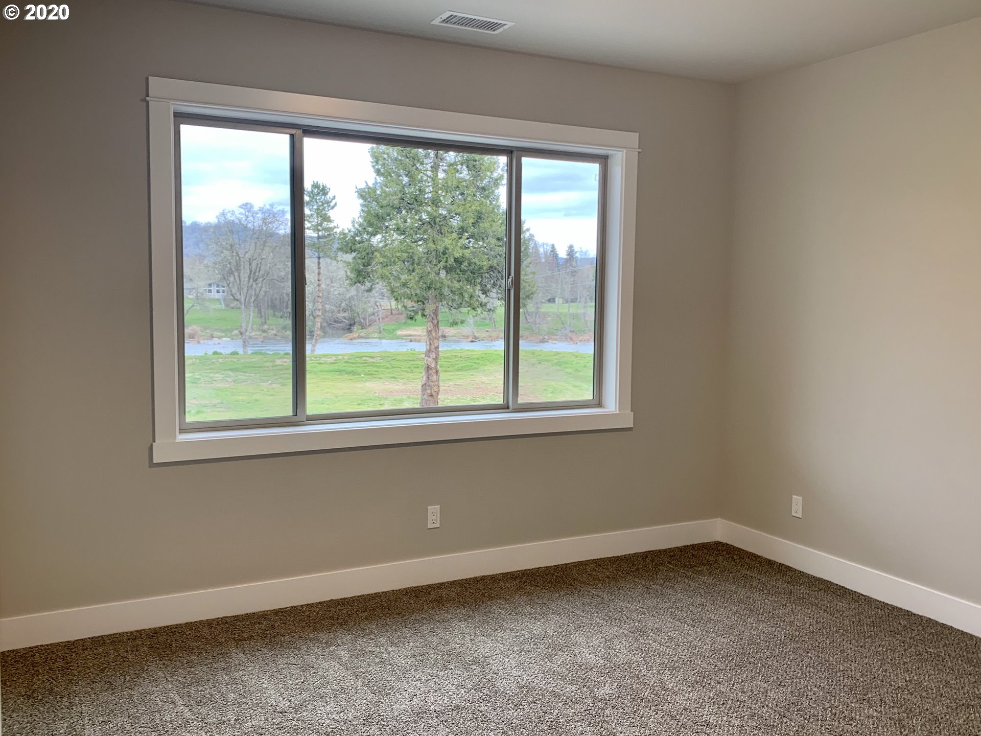 502 River Bend Road Roseburg, OR 97471 - Photo 19 of 31 Gallery Image 19