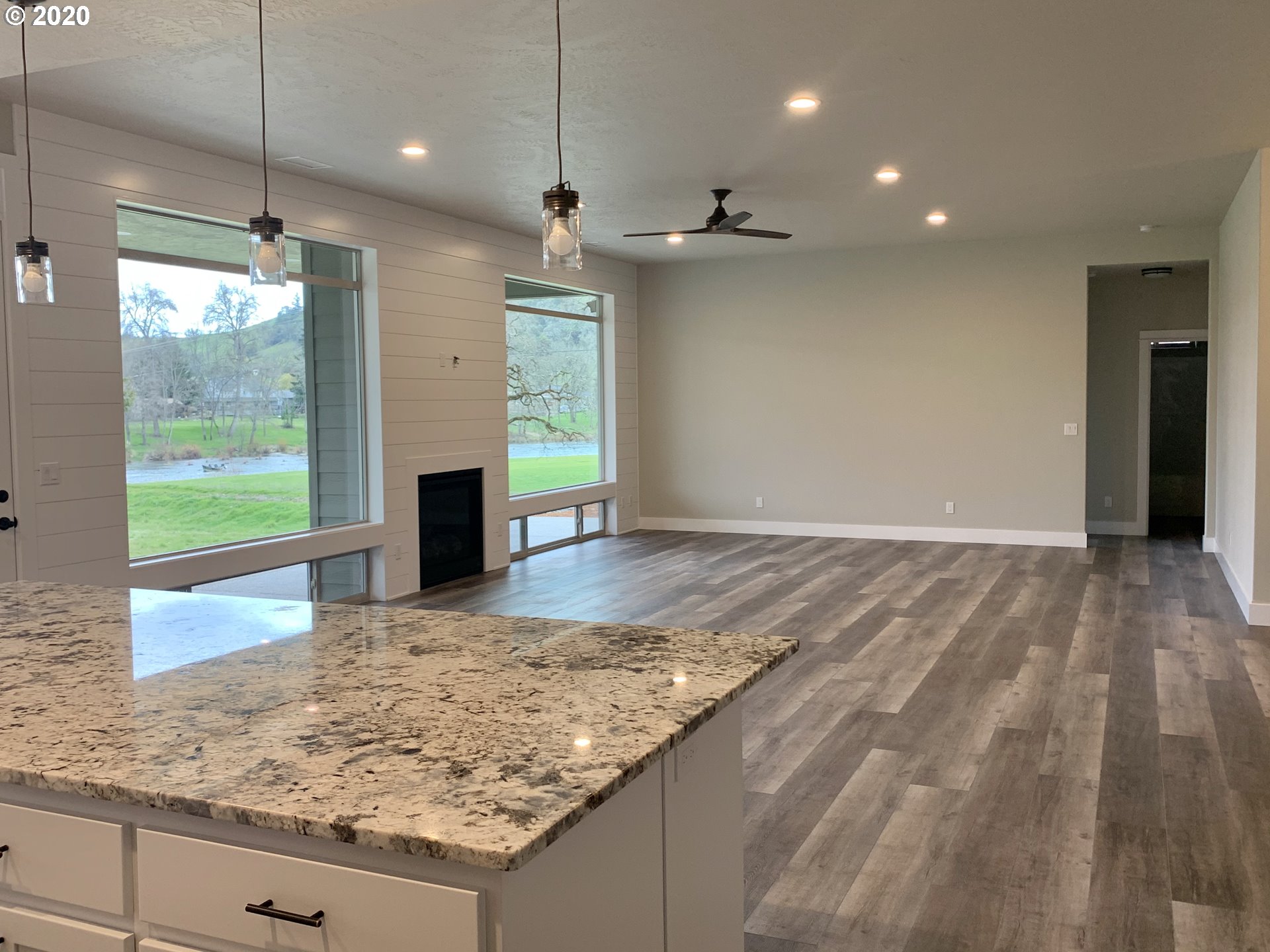 502 River Bend Road Roseburg, OR 97471 - Photo 7 of 31 Gallery Image 7