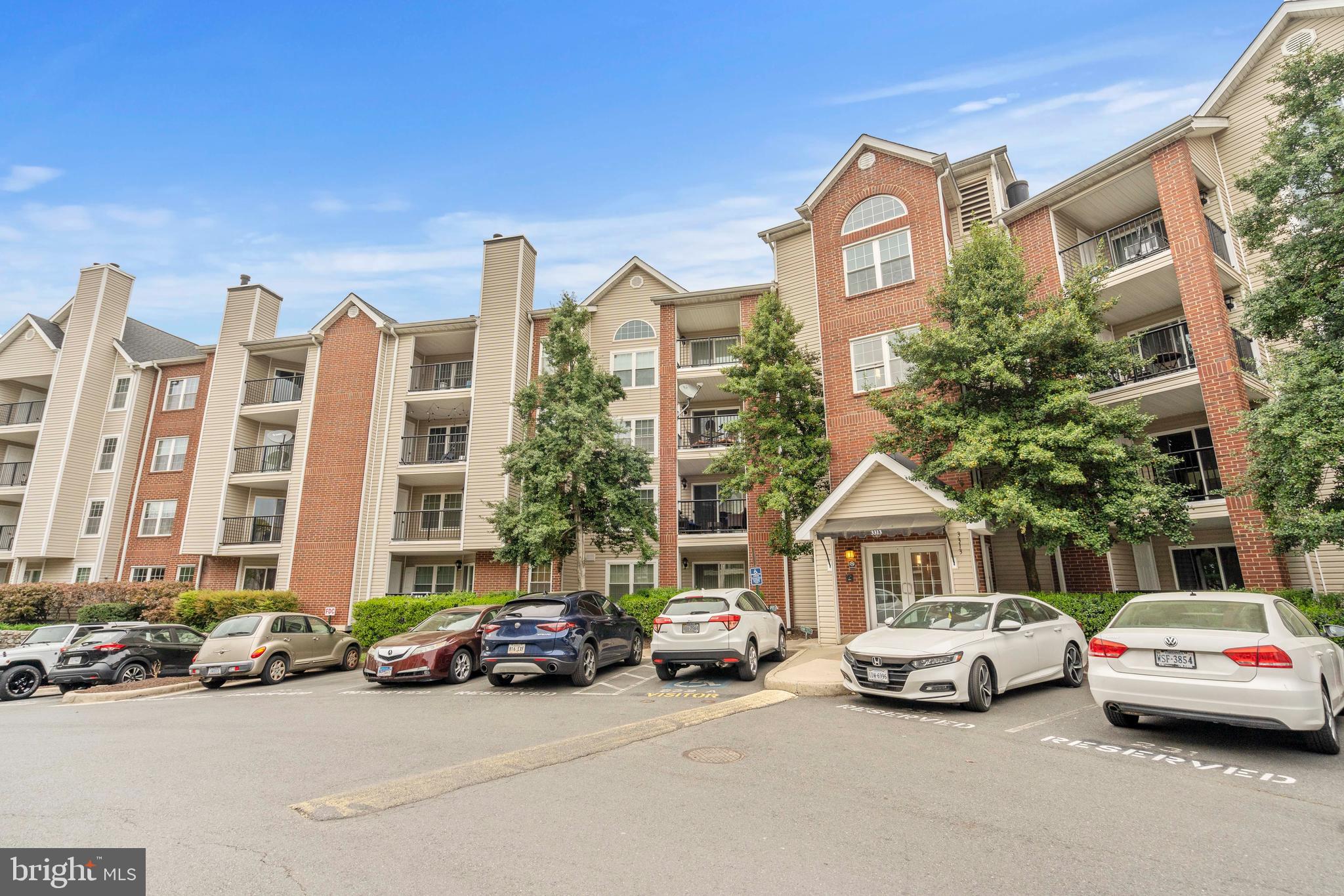 3313 Wyndham Circle, Unit 2219, Alexandria, VA 22302 Compass