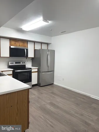 $2,200 | 7951 Otter Cove Court, Montgomery Village, MD 20886