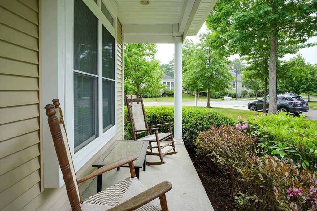 103 Red Maple Run, Unit 103 Norfolk, MA 02056 - Photo 2 of 30