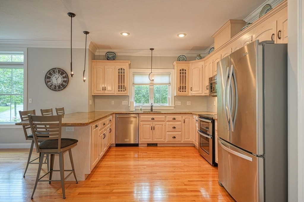 103 Red Maple Run, Unit 103 Norfolk, MA 02056 - Photo 8 of 30