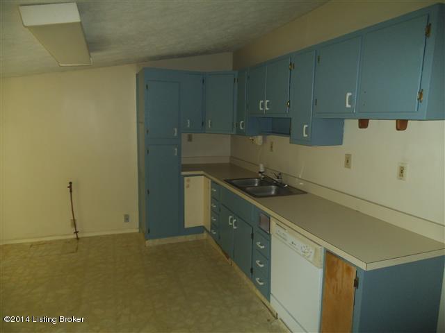 4514 Hopewell Road Louisville, KY 40299 - Photo 7 of 12 DSCF7791 (Small)