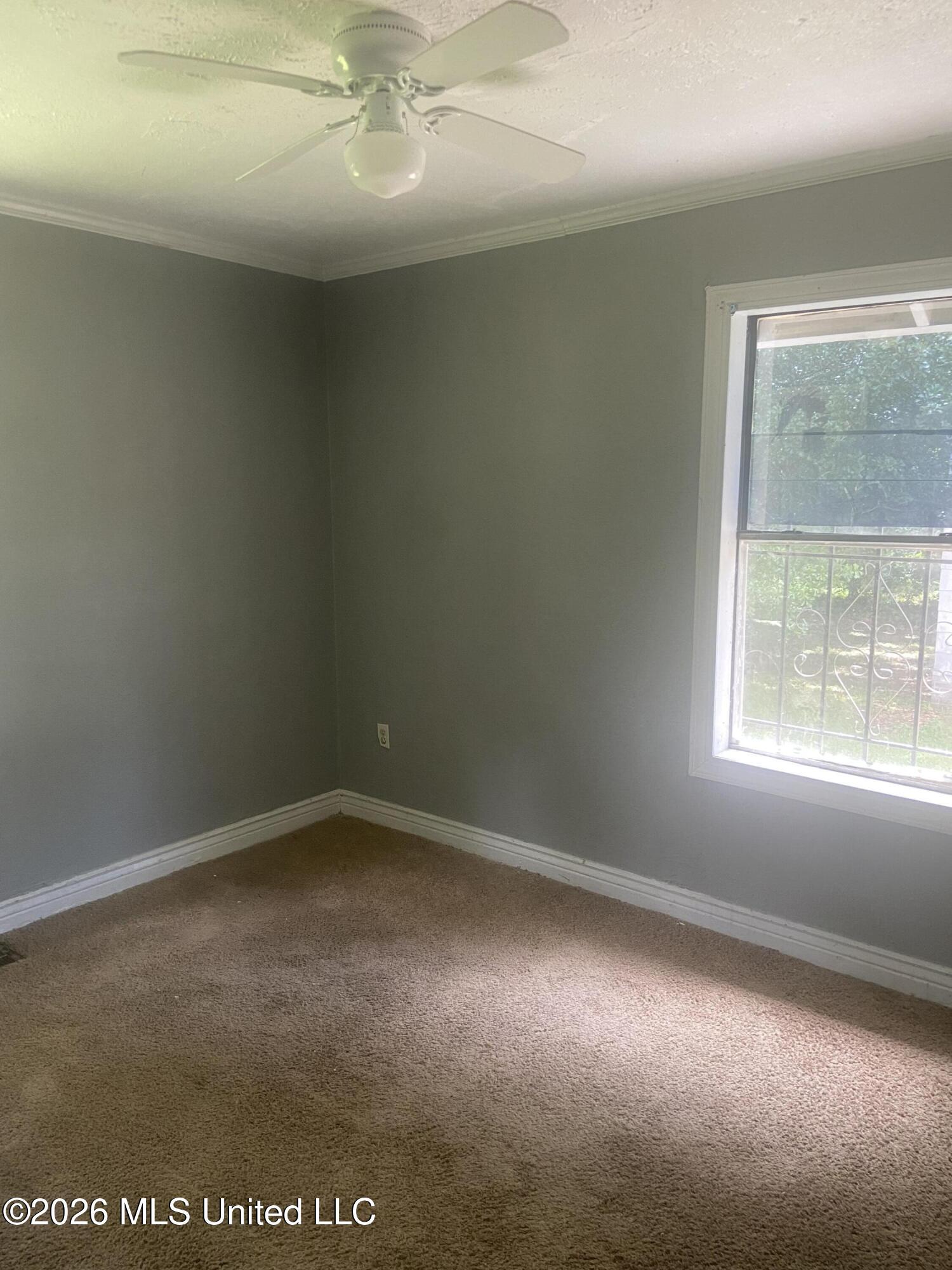 231 Donald Street Jackson, MS 39216 - Photo 10 of 13 231 Donald bedroom2