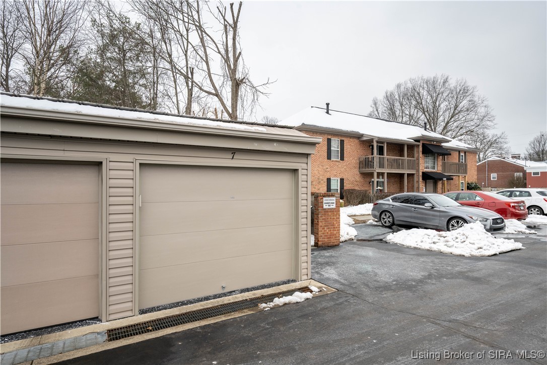 1409 Slate Run Road, Unit 16 New Albany, IN 47150 - Photo 19 of 24
