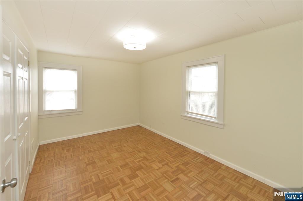 263 Sutton Avenue Hackensack, NJ 07601 - Photo 14 of 29