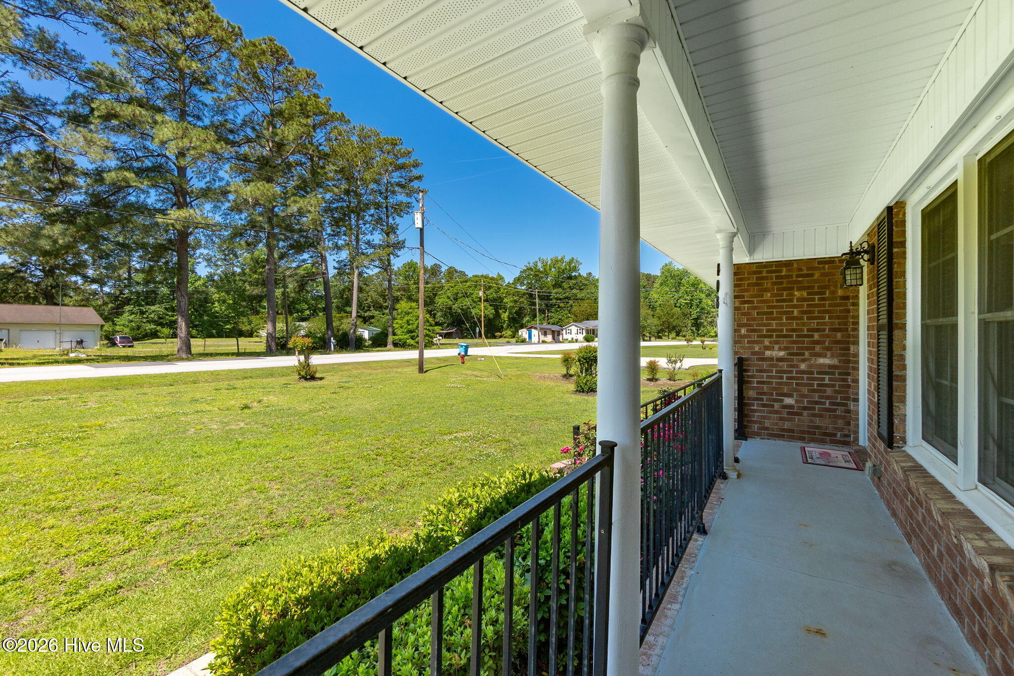 406 Richlands Loop Road Richlands, NC 28574 - Photo 6 of 34 6