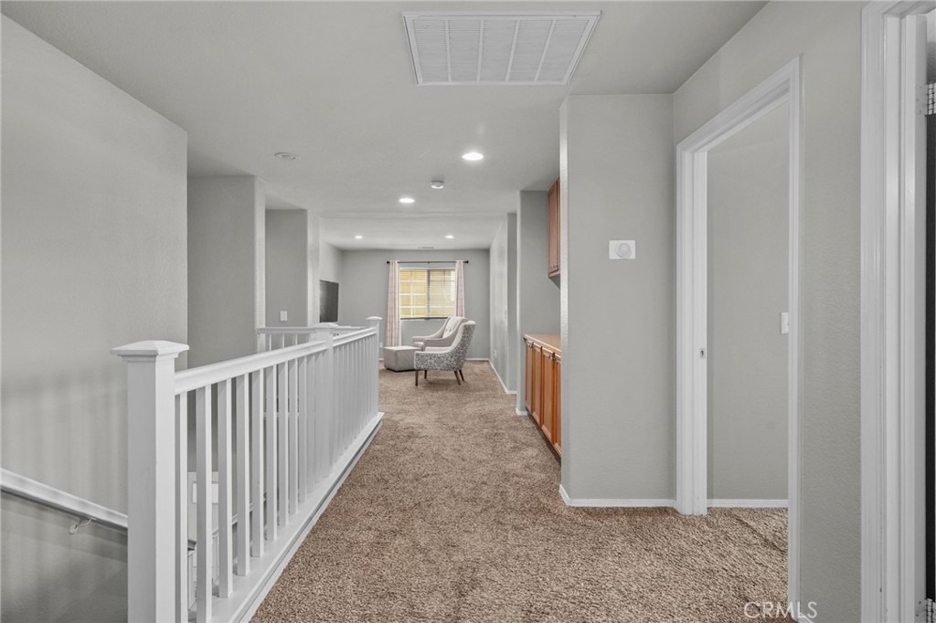 33934 Lily Road Yucaipa, CA 92399 - Photo 20 of 47 Upstairs Landing