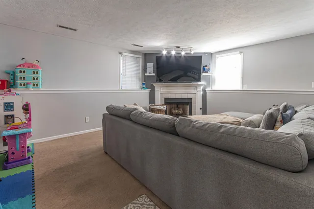 $255,000 | 2768 Wintergreen Drive, Rockford, IL 61109