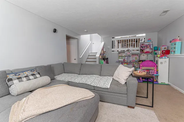 $255,000 | 2768 Wintergreen Drive, Rockford, IL 61109