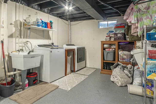 $255,000 | 2768 Wintergreen Drive, Rockford, IL 61109