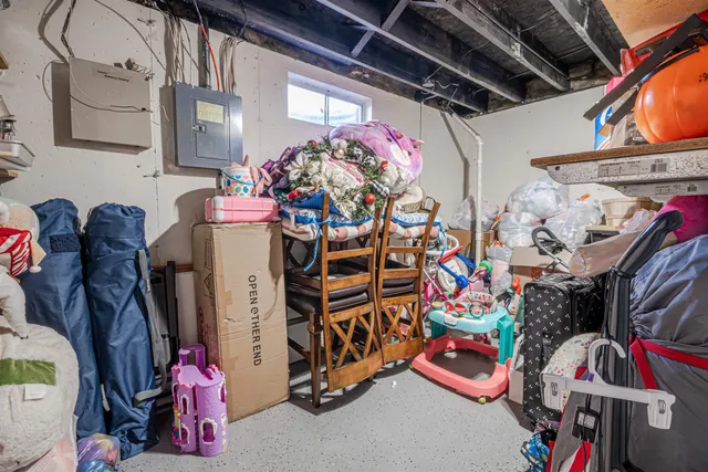 $255,000 | 2768 Wintergreen Drive, Rockford, IL 61109