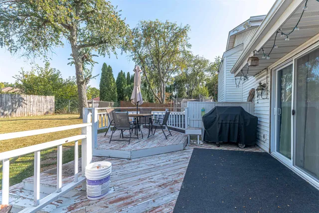 $255,000 | 2768 Wintergreen Drive, Rockford, IL 61109