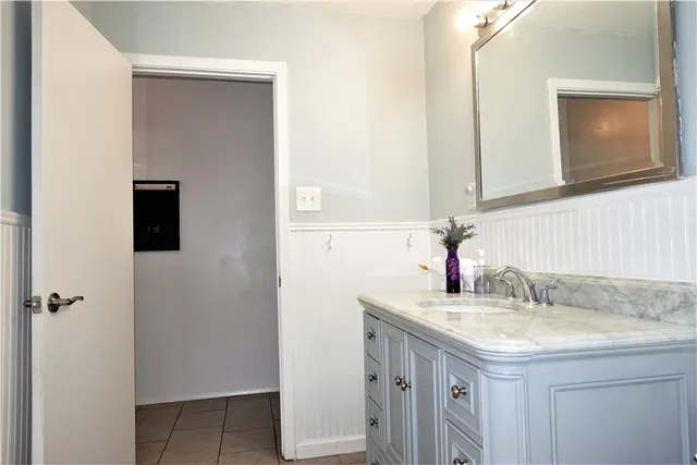 $164,900 | 1017 East Huntington Street, Beeville, TX 78102