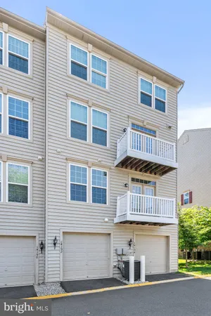 $2,842 | 14194 Haro Trail, Gainesville, VA 20155