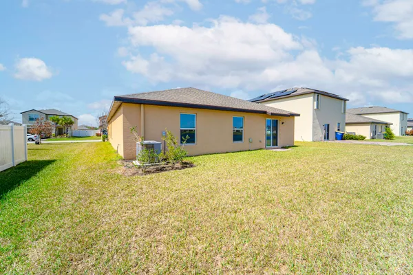$2,900 | 788 Worlington Lane, Fort Pierce, FL 34947