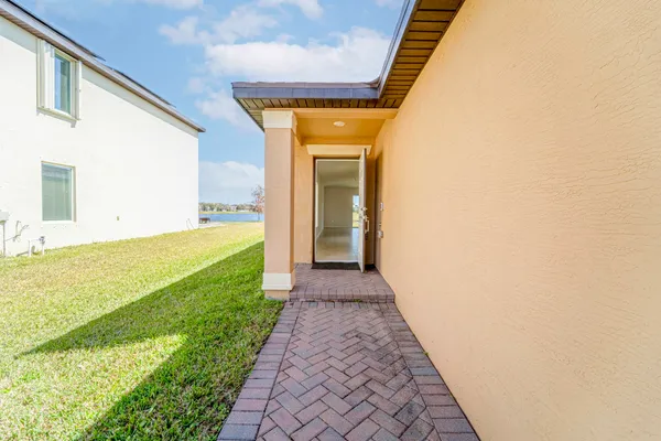 $2,900 | 788 Worlington Lane, Fort Pierce, FL 34947