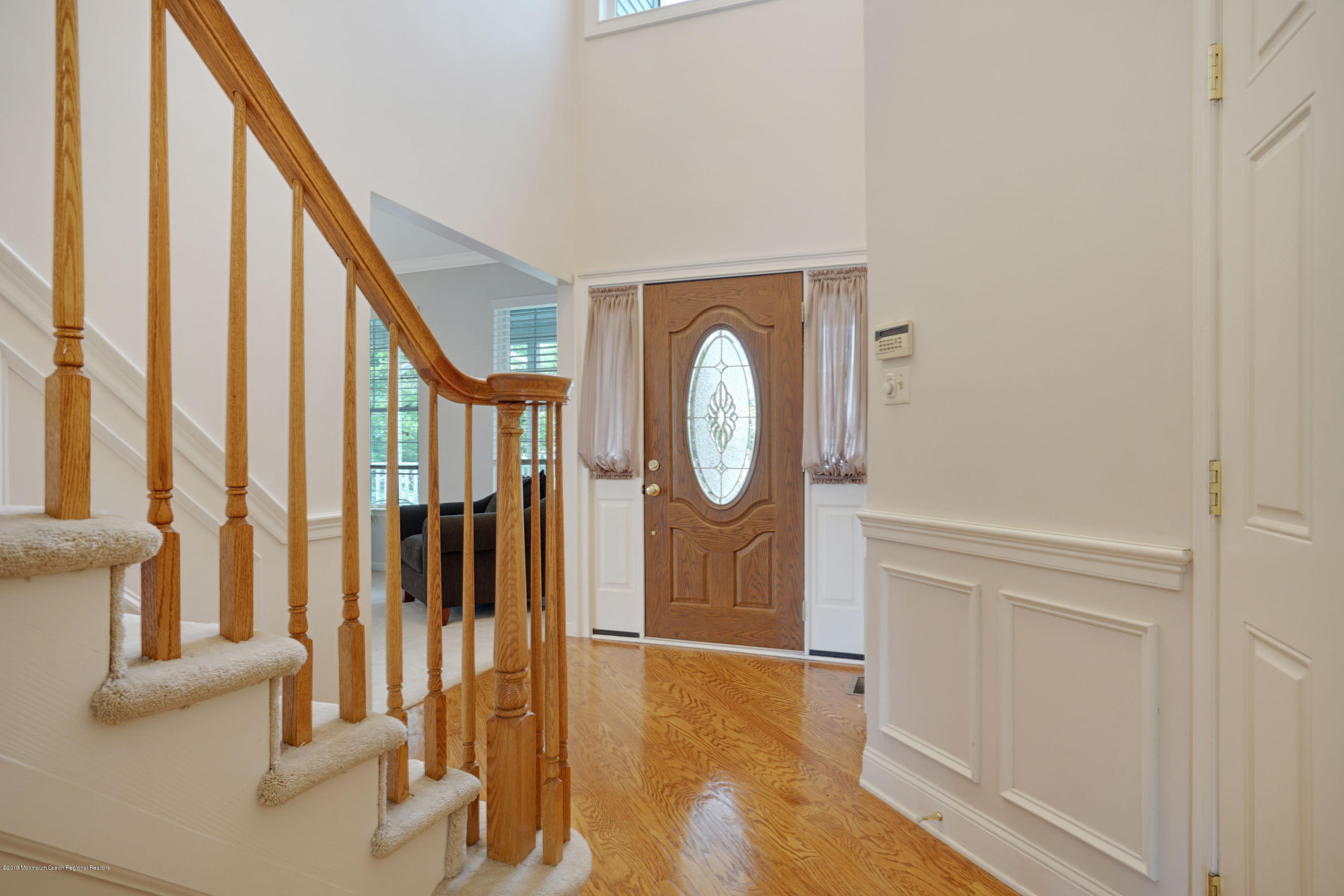 26 Paceview Drive Howell, NJ 07731 - Photo 4 of 45 010_dsc08092-dsc08096