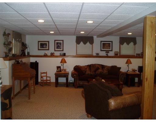 22 Hickory Road Millville, MA 01529 - Photo 10 of 15 Gallery Image 10