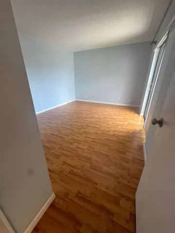 en empty room with an entryway