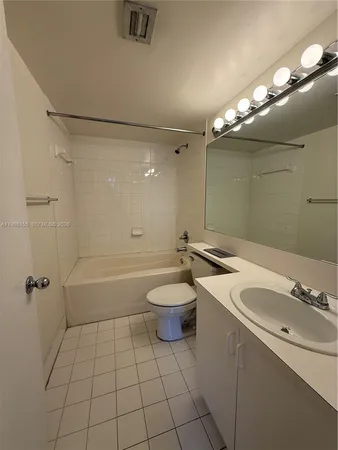 $2,500 | 4560 Northwest 107th Avenue, Unit 20212, Doral, FL 33178