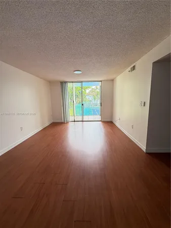 $2,500 | 4560 Northwest 107th Avenue, Unit 20212, Doral, FL 33178
