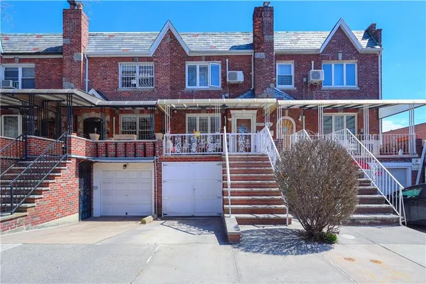 $1,035,000 | 2075 East 29th Street | Madison